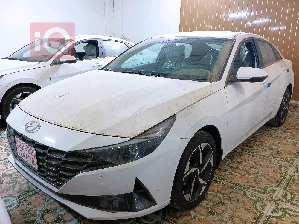 هیوندای ئەلەنترا